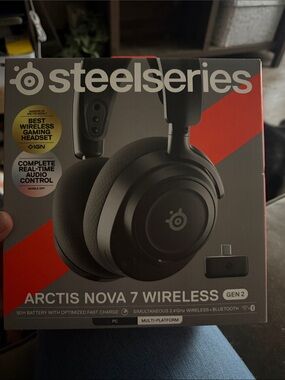 SteelSeries Arctis Nova 7 Wireless Headset — Black